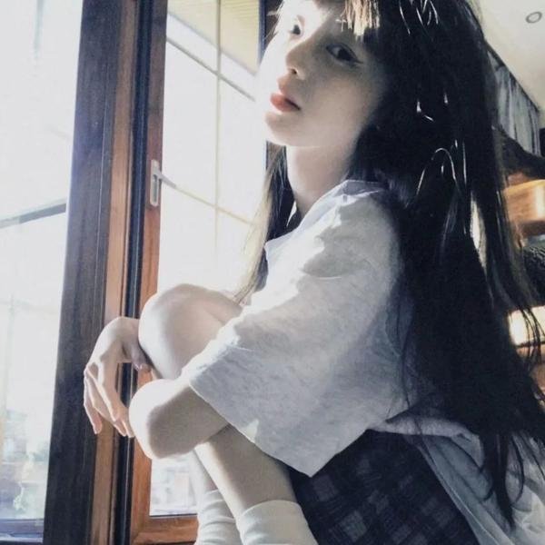 女恶魔人